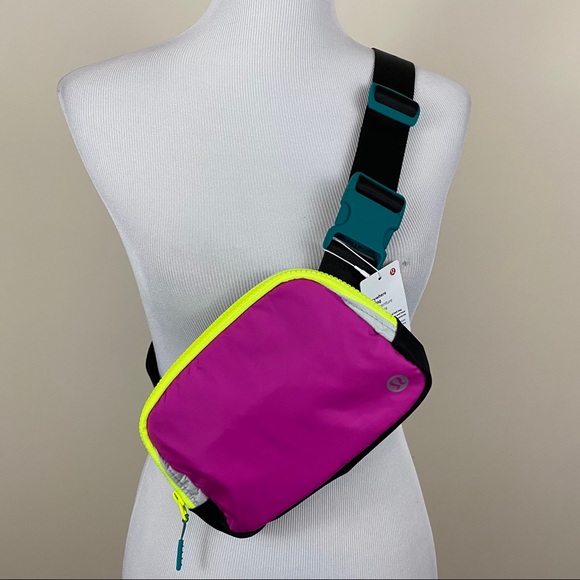 lululemon athletica Bags Nwt Lululemon Neon Everywhere Belt Bag L